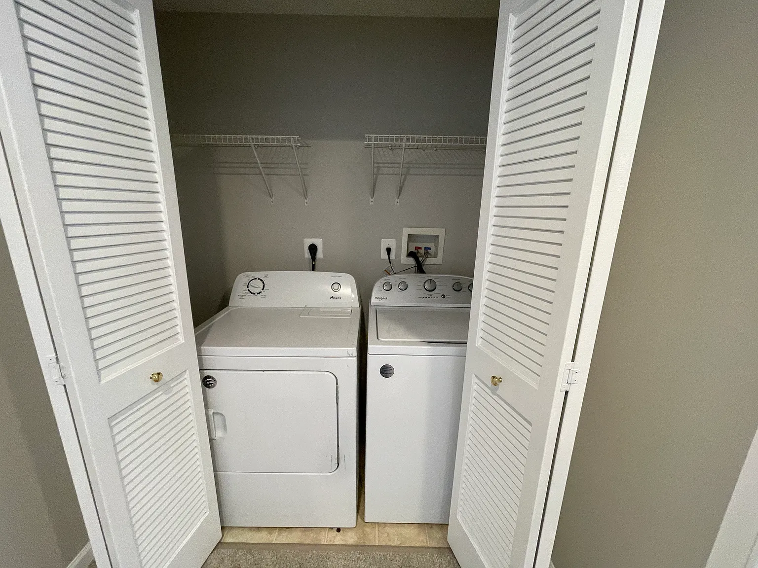 3 bed, 2.5 bath, 1610 sqft, $2,500 — Photo 4