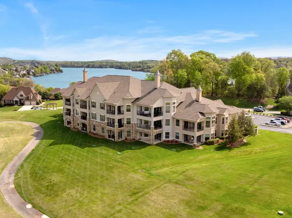 565 Rarity Bay Pkwy APT 201, Vonore, TN 37885