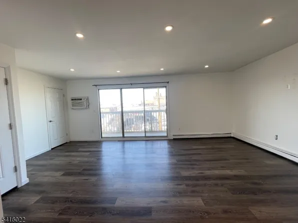 404 S 5th St, Elizabeth, NJ 07206