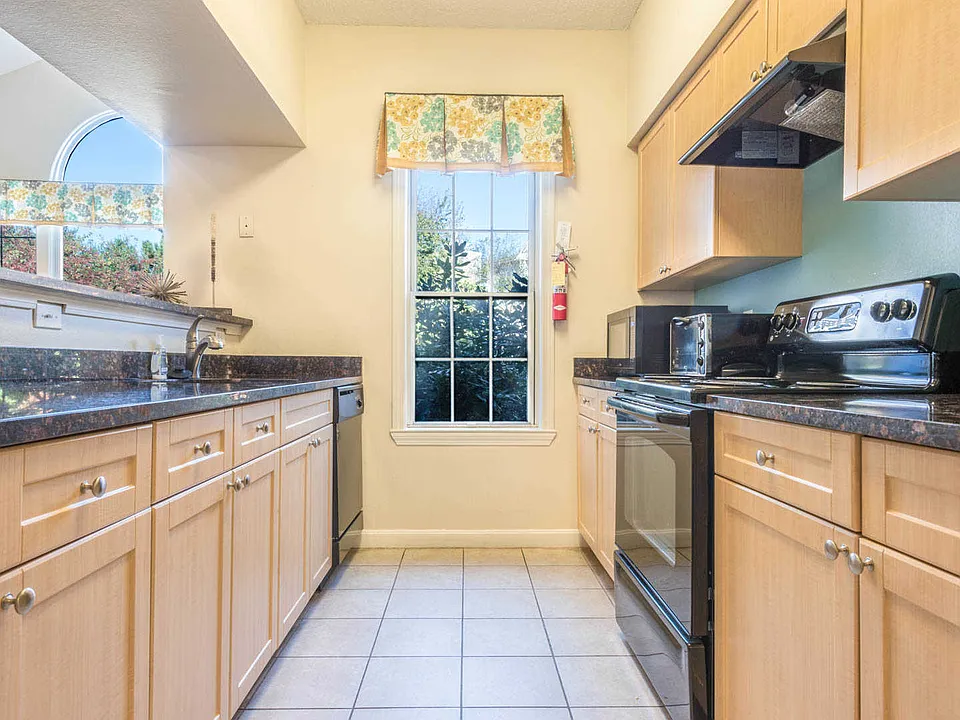 Clubhouse Kitchen