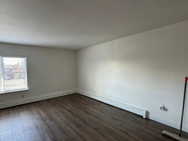 107 Bunnell St #2 — Photo 6