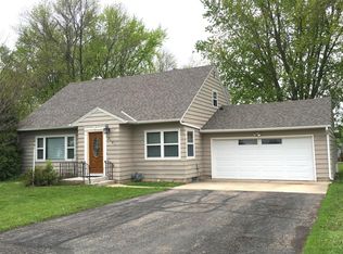 2121 Bridge Ave, Albert Lea, MN 56007