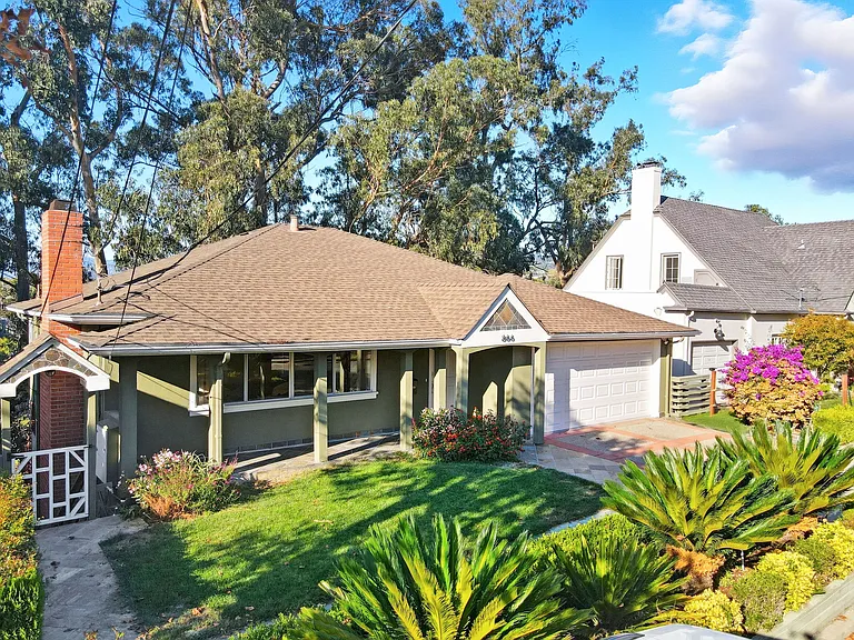 866 Alma Pl — Photo 4