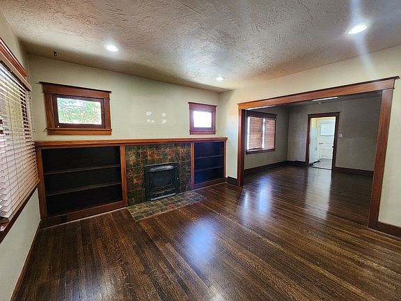 4th image of 266-268 E 6th Ave #268-A