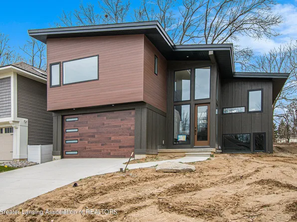 16796 Meadowbrook Dr, Haslett, MI 48840