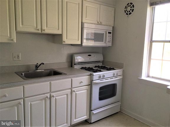 2nd image of 1302 Belle View Blvd Suite A2