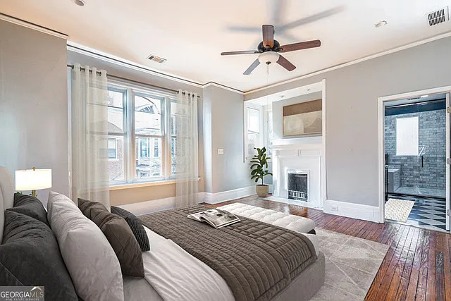 692 Myrtle St NE — Photo 57