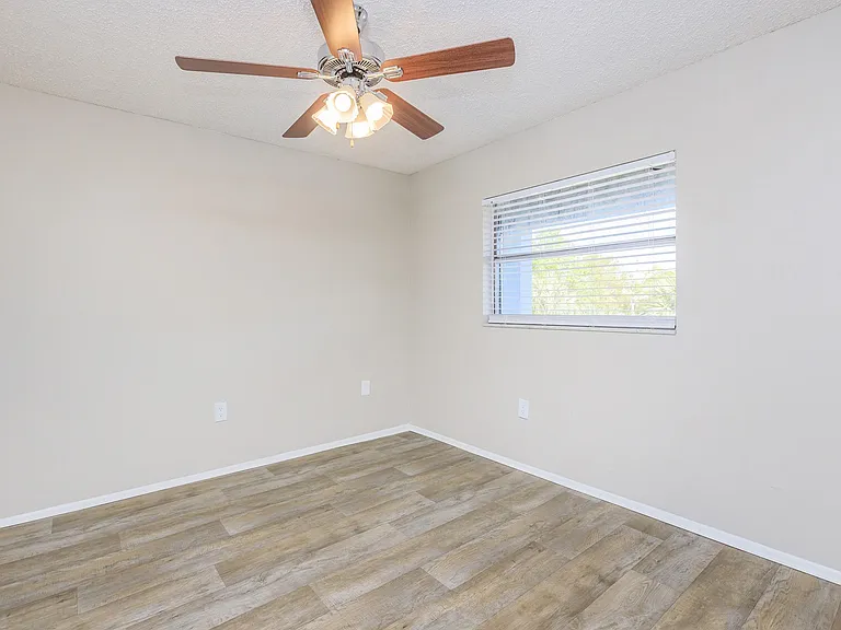 Stoneridge Pointe — Photo 30