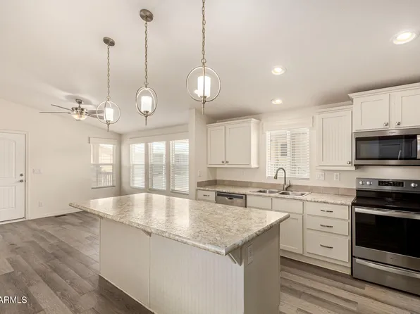 11596 W SIERRA DAWN Boulevard #5, Surprise, AZ 85378
