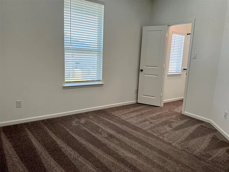 5719 Foggy Vine Ct — Photo 30