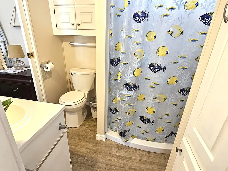 610 Center Crest Blvd — Photo 7
