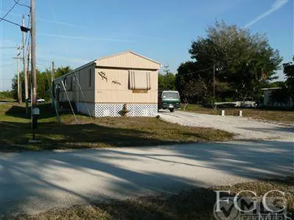 5861 Luloma Ln, Bokeelia, FL 33922