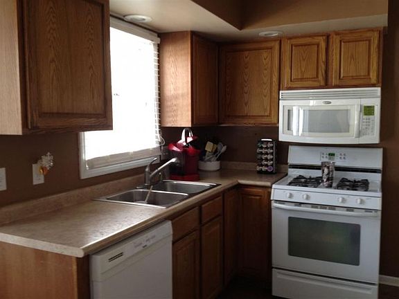 3rd image of 26657 Hampton Woods Dr