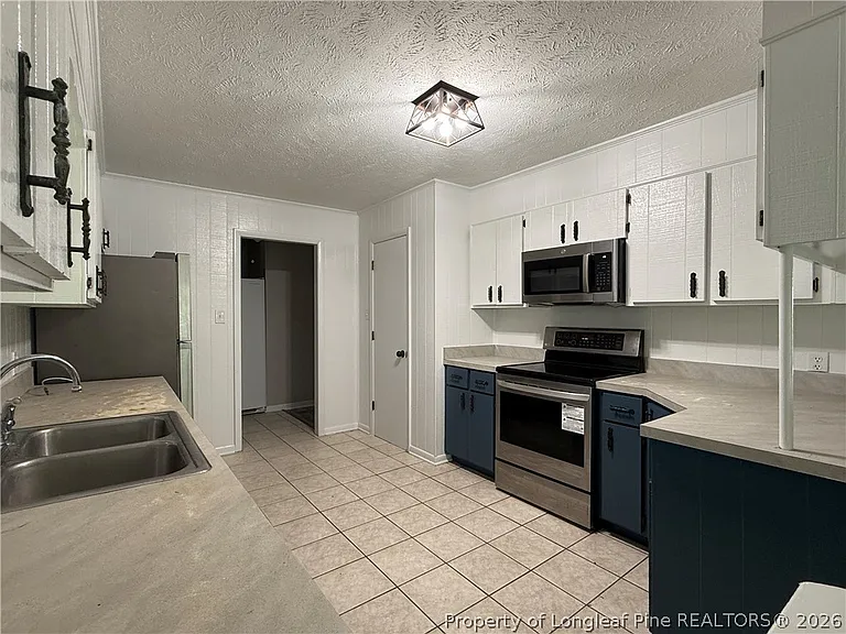 1057 Andrews Rd — Photo 12