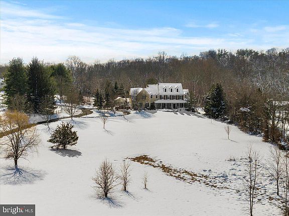 2nd image of 1568 Sackettsford Rd