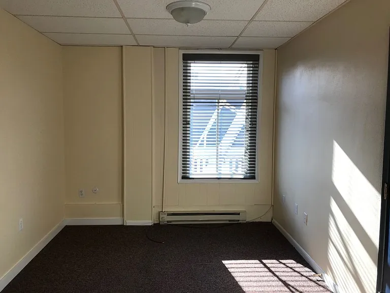 Washington Plaza Apartments — Photo 27