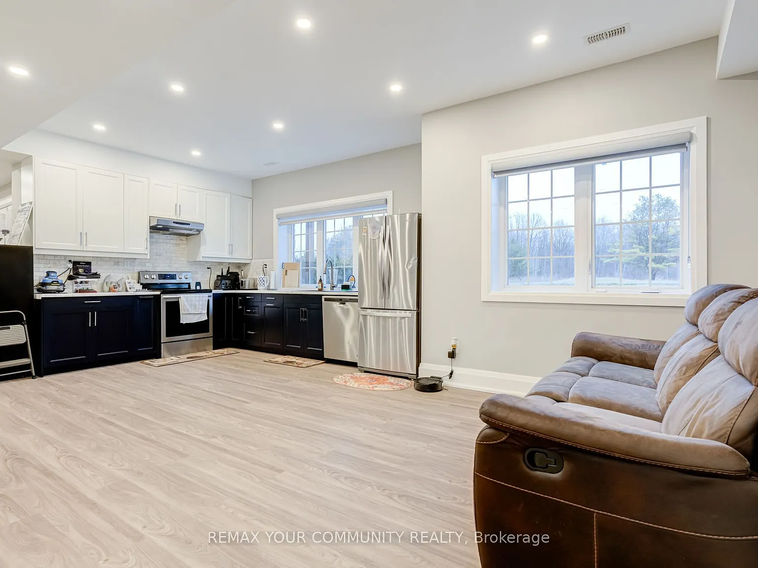 2 bed, $2,500 — Photo 4