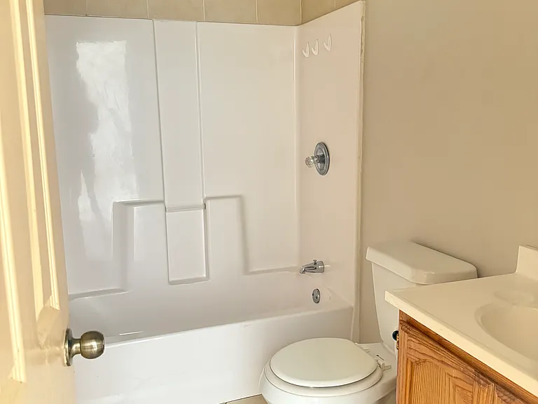 5831 Buffel St #3 — Photo 6