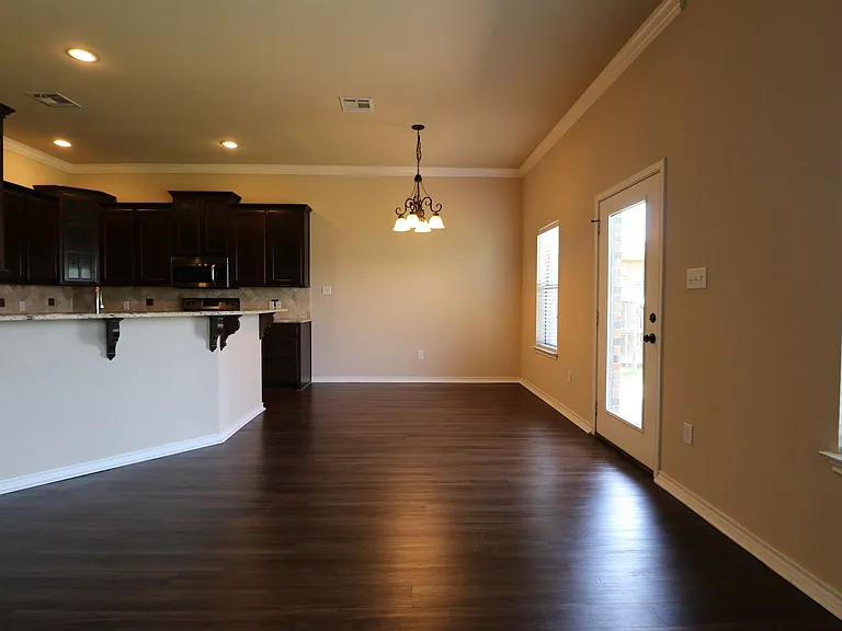 3116 Stallion Dr — Photo 10