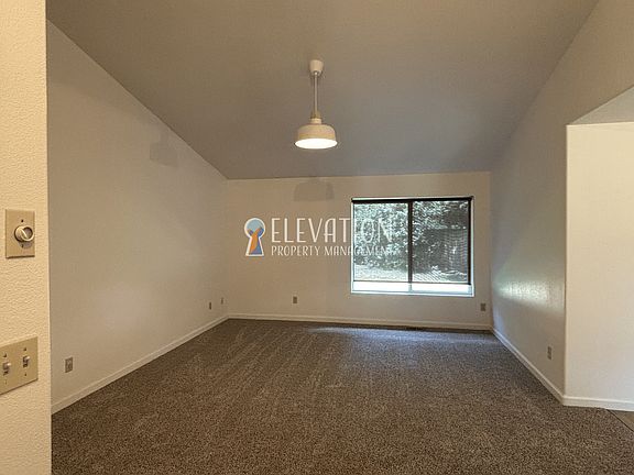 4th image of 61875 Avonlea Cir