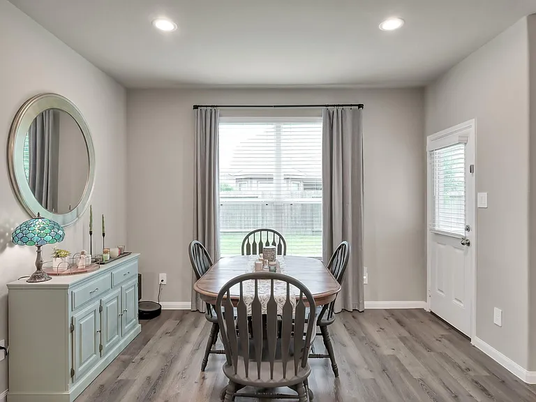 2717 Williams Grove Ct — Photo 16