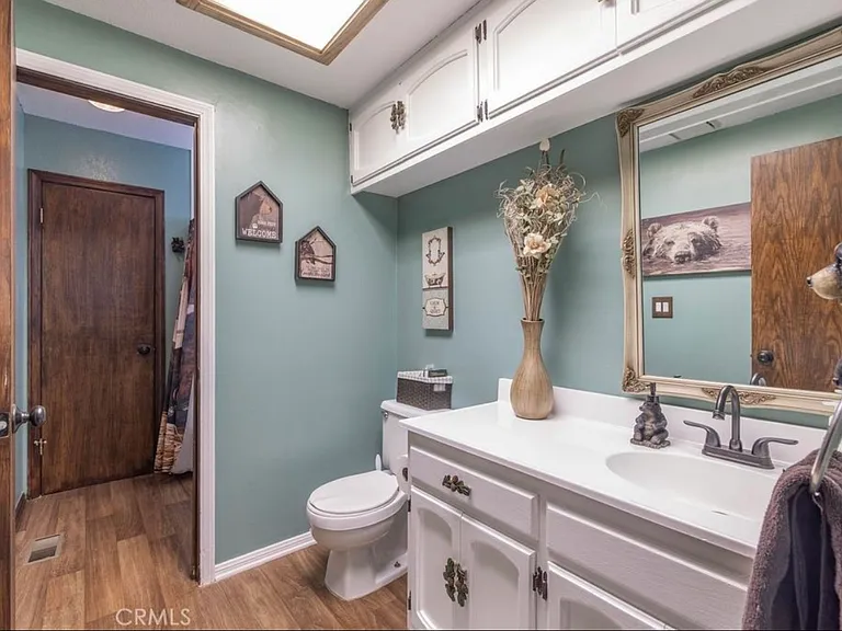 630 Holmes Ln — Photo 15