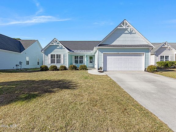 2nd image of 537 Catamaran Drive