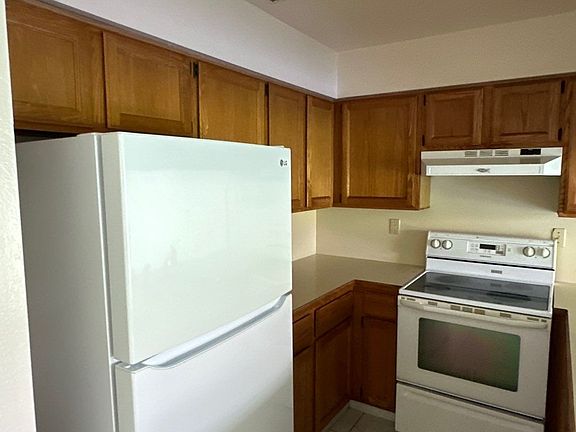 2nd image of 272 Cobalt Dr #272/274