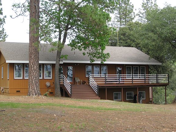 4th image of 20201 Meadowood Dr