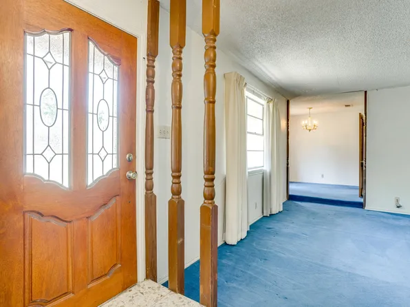 14 Arthur Dr, Edgecliff Village, TX 76134