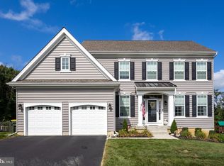 19 Celia Ct, Avondale, PA 19311