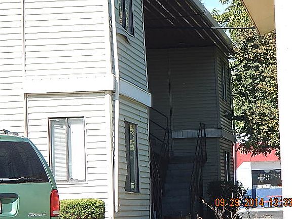 2nd image of 1407 W 4th Ave
