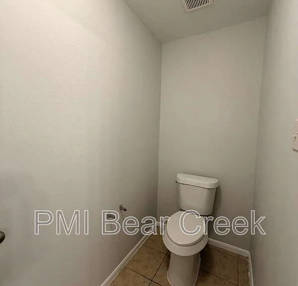 6407 Waldron Dr #B — Photo 24
