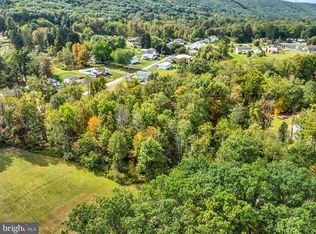 150 S Strawberry Ln, Ringtown, PA 17967