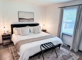 1411 Beckwith View Ave NE, Grand Rapids, MI 49505