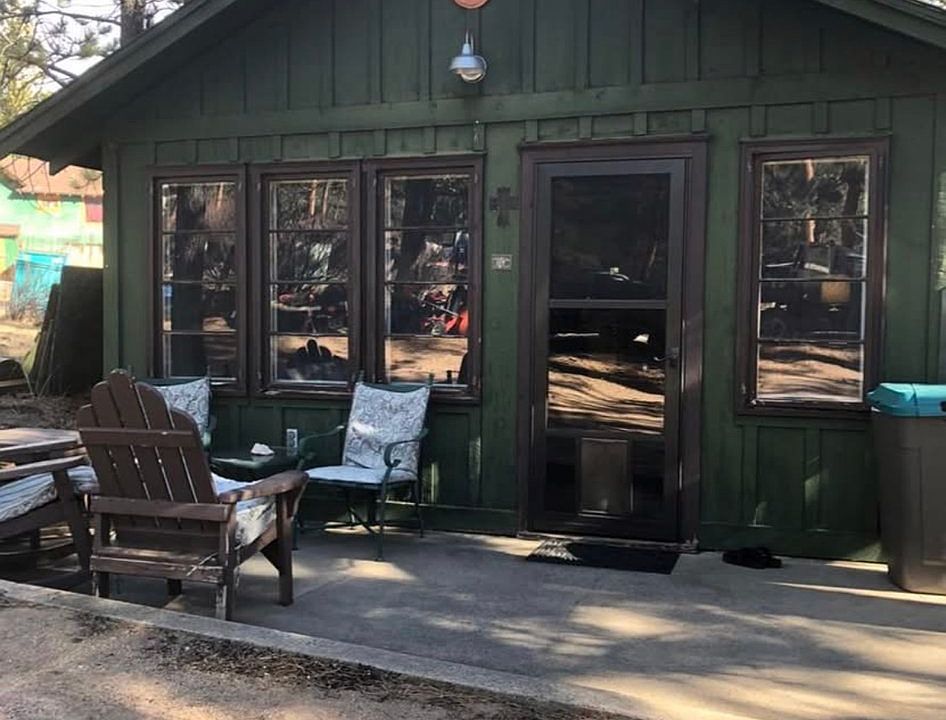 1st image of 160 Evergreen Ln