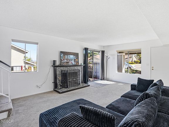 4th image of 1193 E Foster Rd