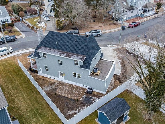 5th image of 17 W Edgewood Ave