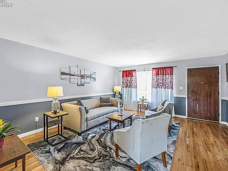 1375 Michelle Ave — Photo 13