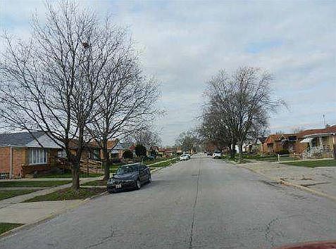2nd image of 14549 Blaine Ave