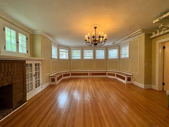 5th image of 2050 W Farwell Ave #G