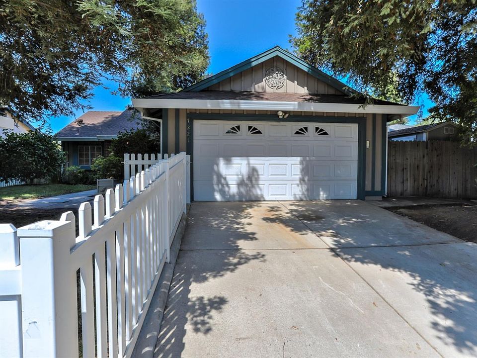 1st image of 7221 La Tour Dr