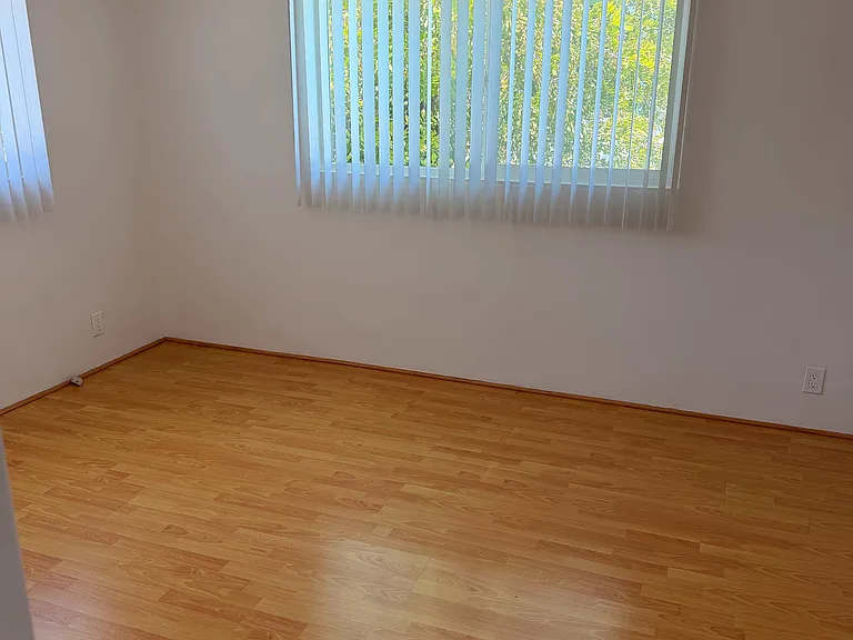 1115 Highland Oaks Dr #20 — Photo 5