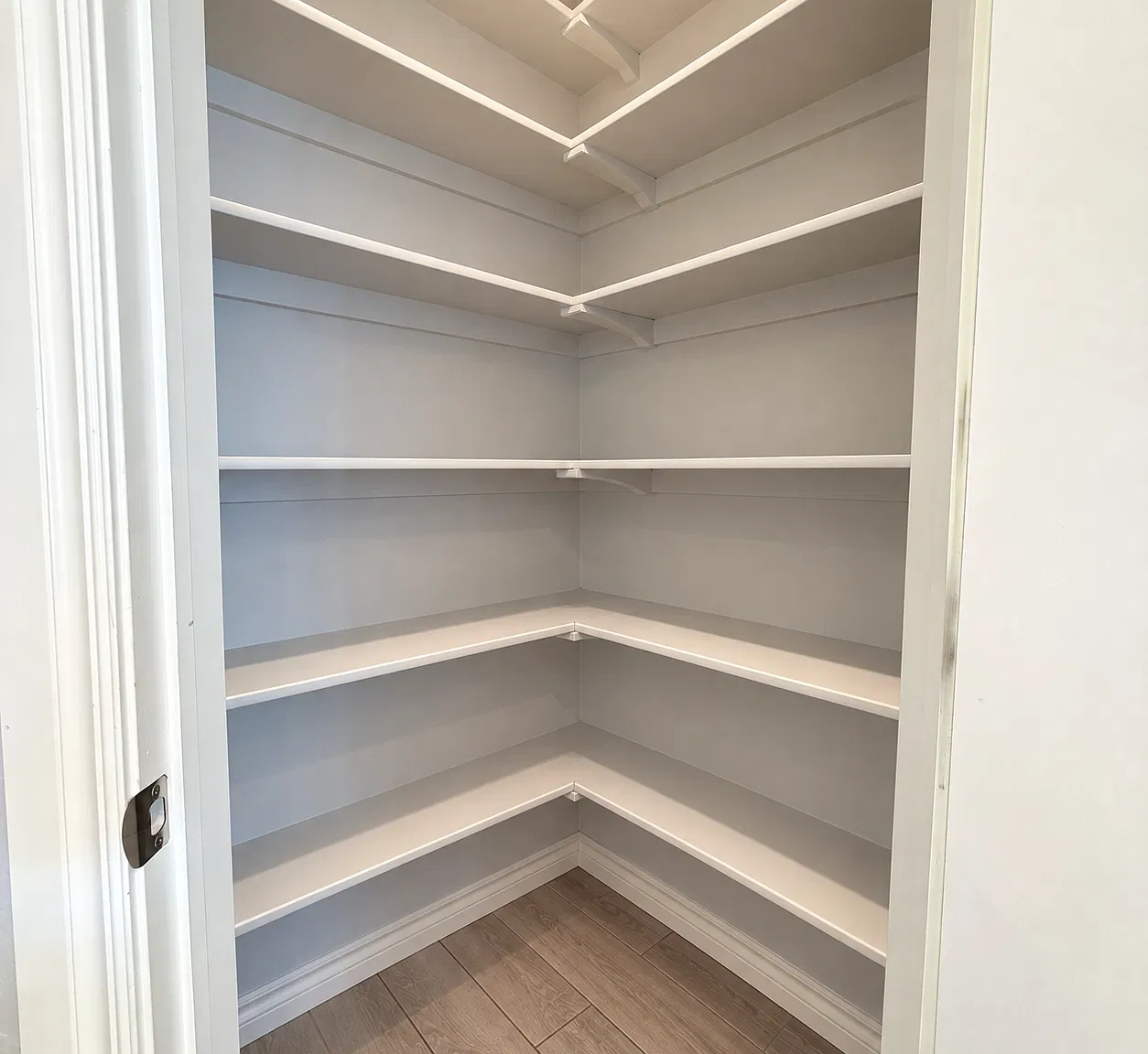 3 bed, 1625 sqft, $2,880 — Photo 4