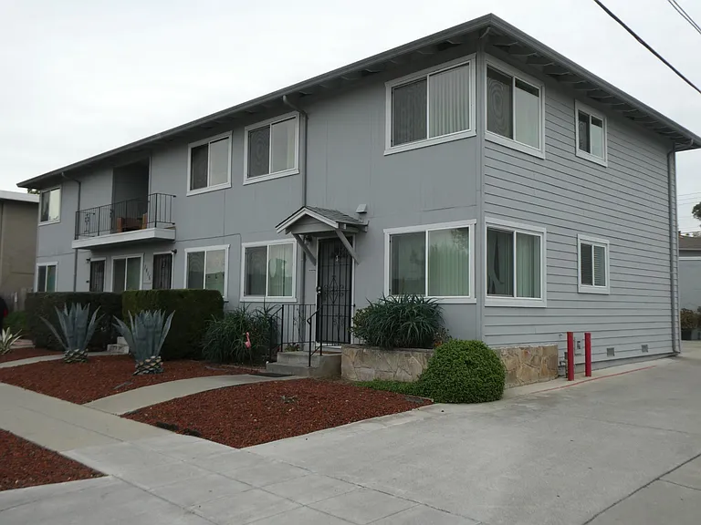 1416 Kingman Ave — Photo 3