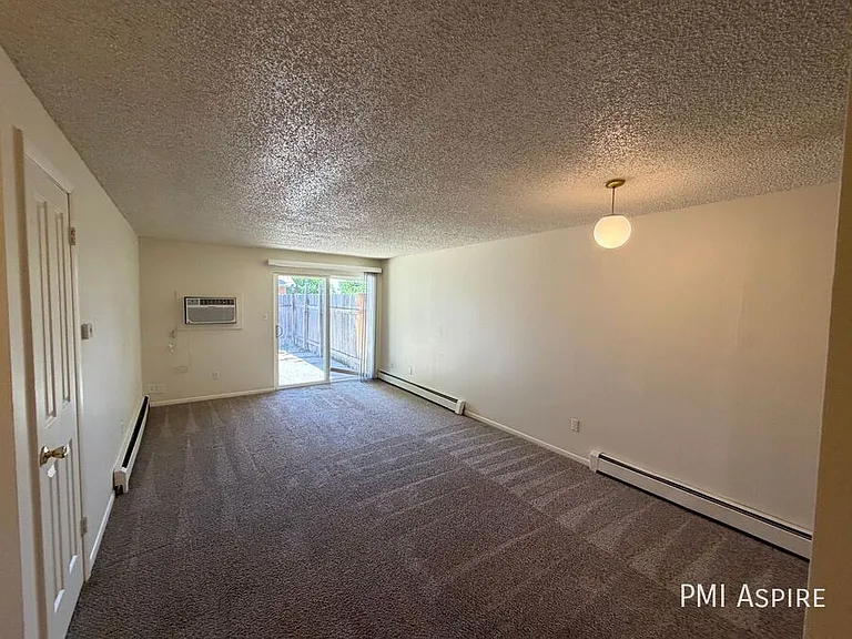 3498 Butternut Dr — Photo 3