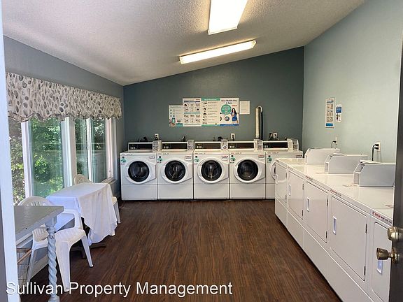 3rd image of 415 S Prospect Ave APT 210