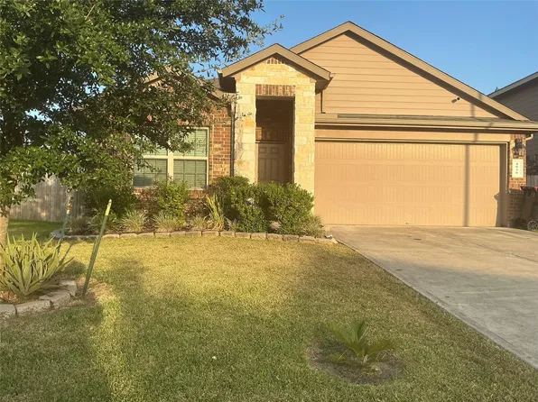 4030 Emperor Valley Ln, Baytown, TX 77521