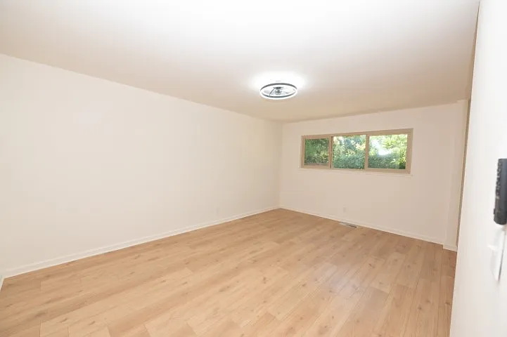 3115 Marvelle Ln — Photo 13