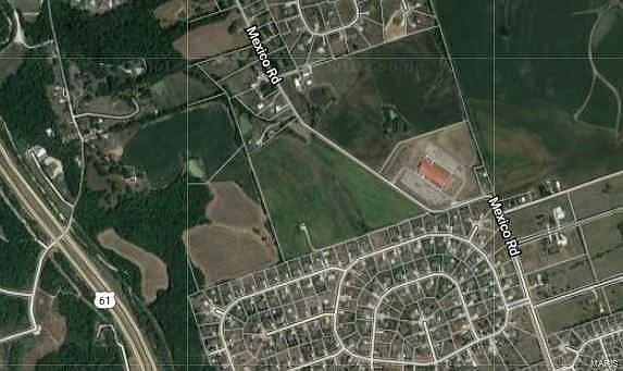2nd image of 306 Mexico Rd